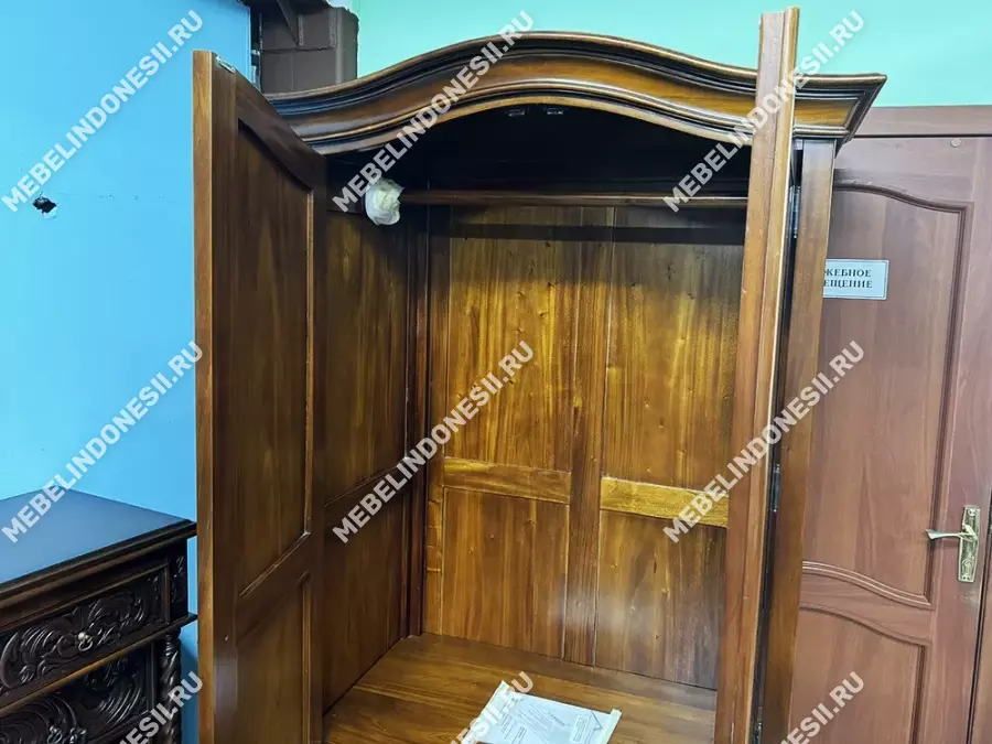 Шкаф Lyon для одежды CT07  