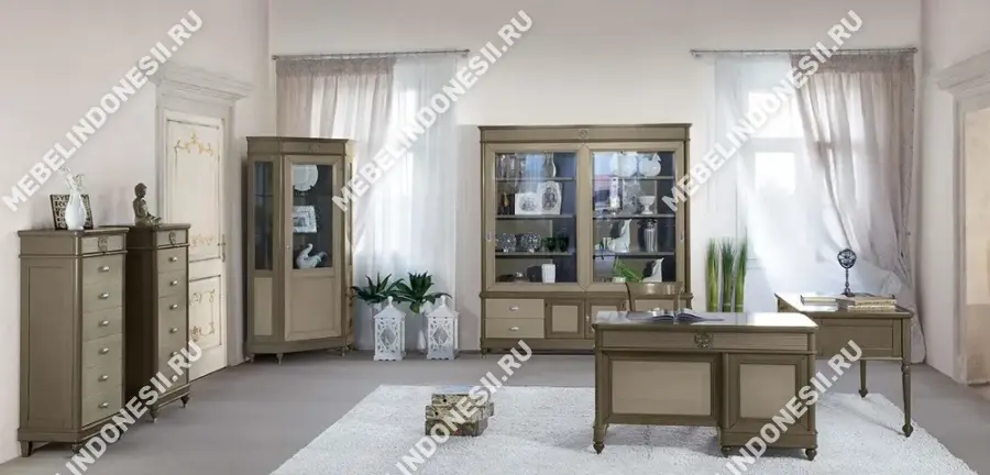 Витрина угловая "Мария Сильва" Орех MS928  купить в интернет магазине Мебель из массива. Звоните +7 495 961-63-63 Витрины из массива дерева